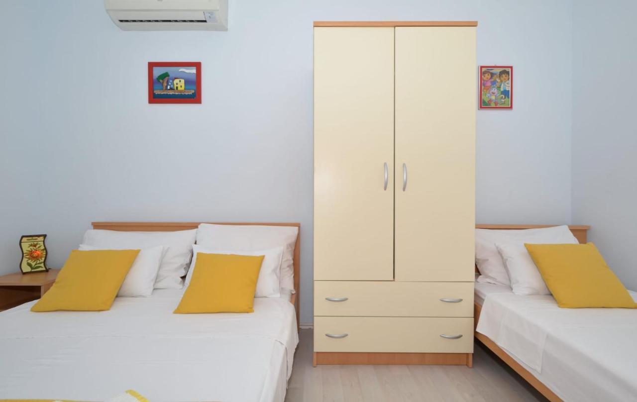 Apartments Santo Trogir - Okrug Gornji Eksteriør billede