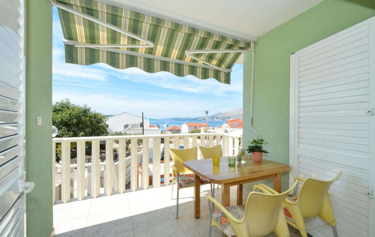 Apartments Santo Trogir - Okrug Gornji Eksteriør billede