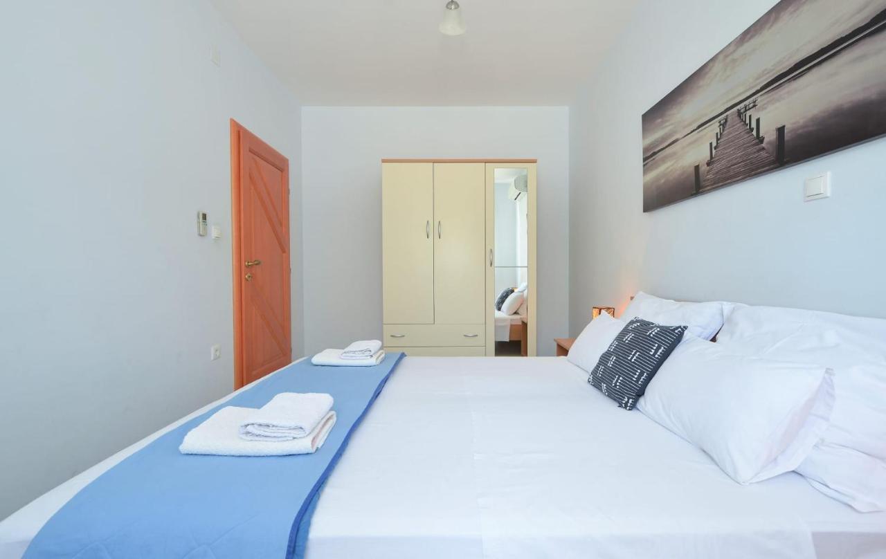 Apartments Santo Trogir - Okrug Gornji Eksteriør billede