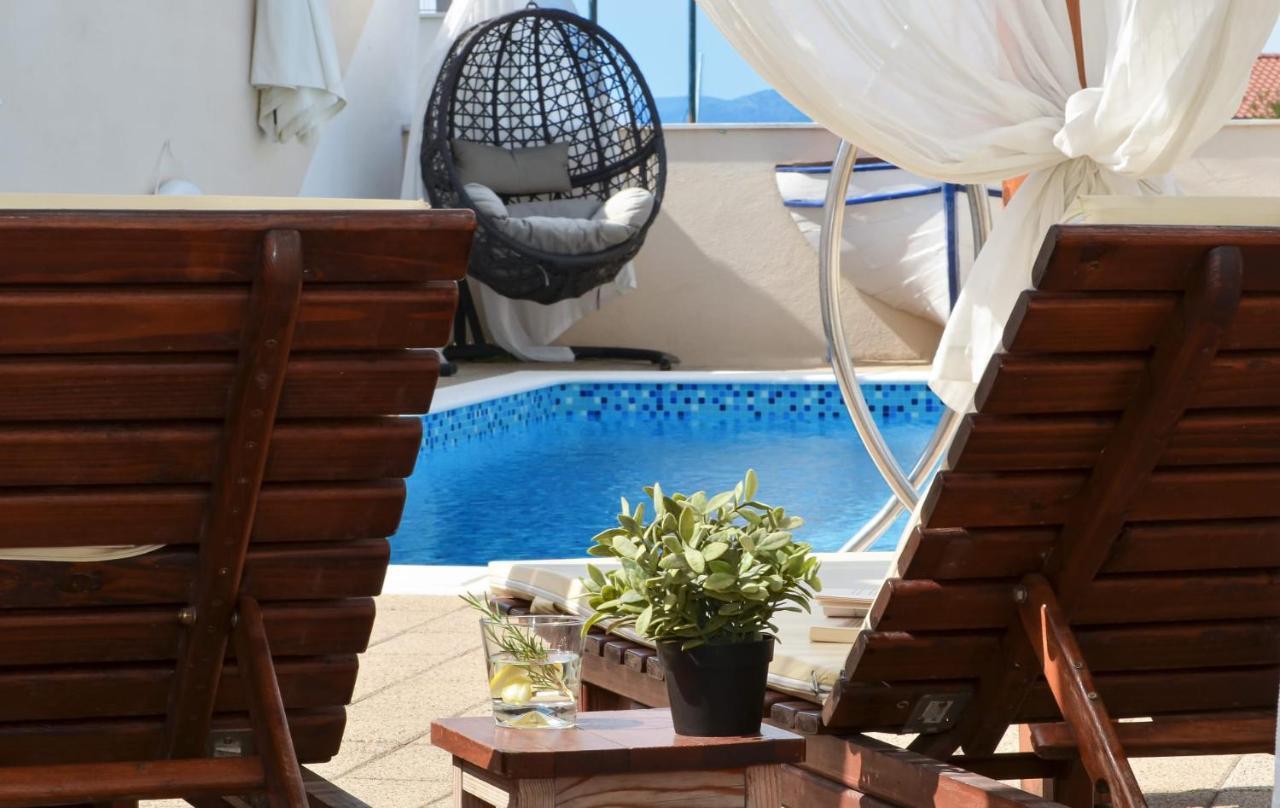 Apartments Santo Trogir - Okrug Gornji Eksteriør billede