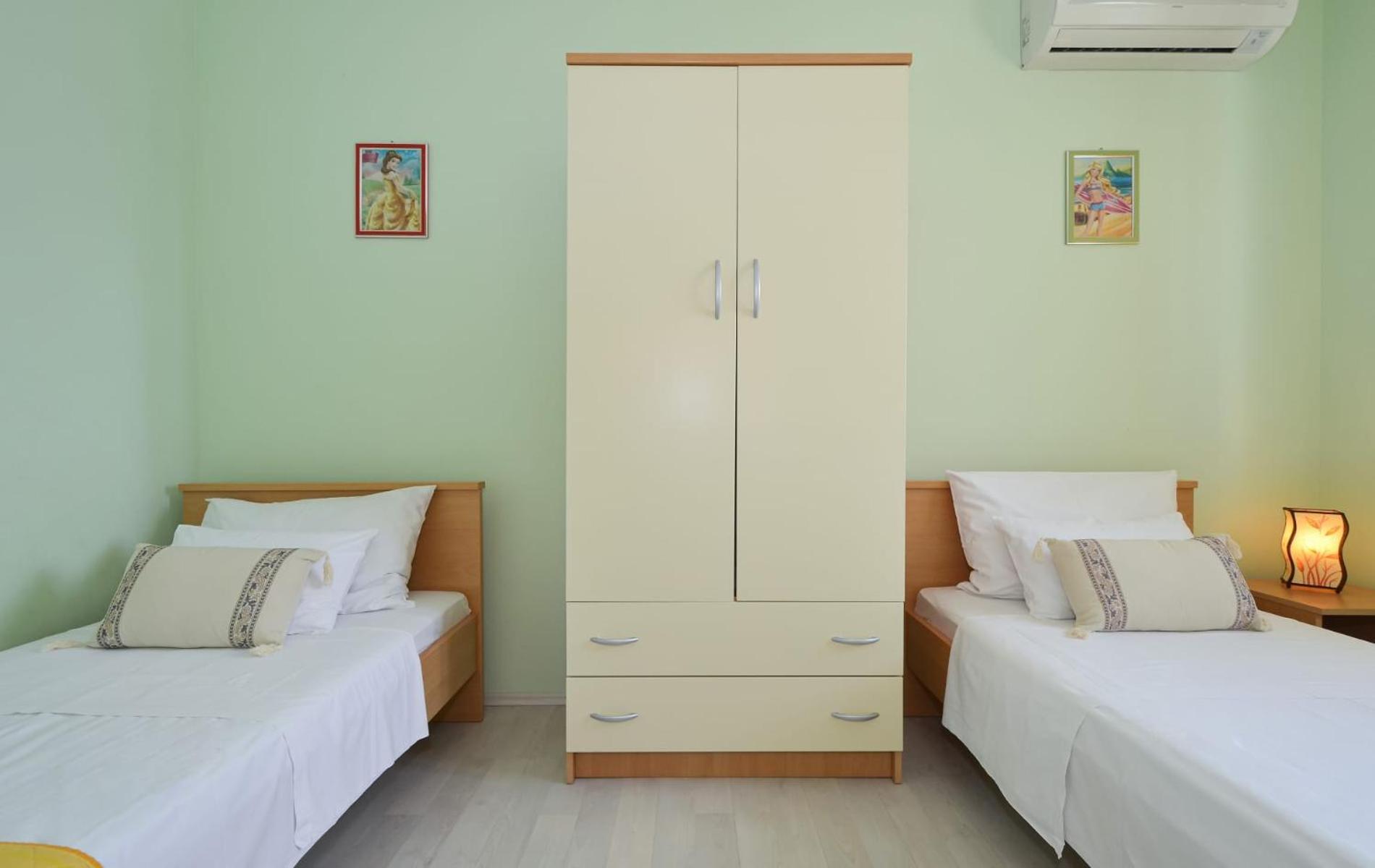 Apartments Santo Trogir - Okrug Gornji Eksteriør billede
