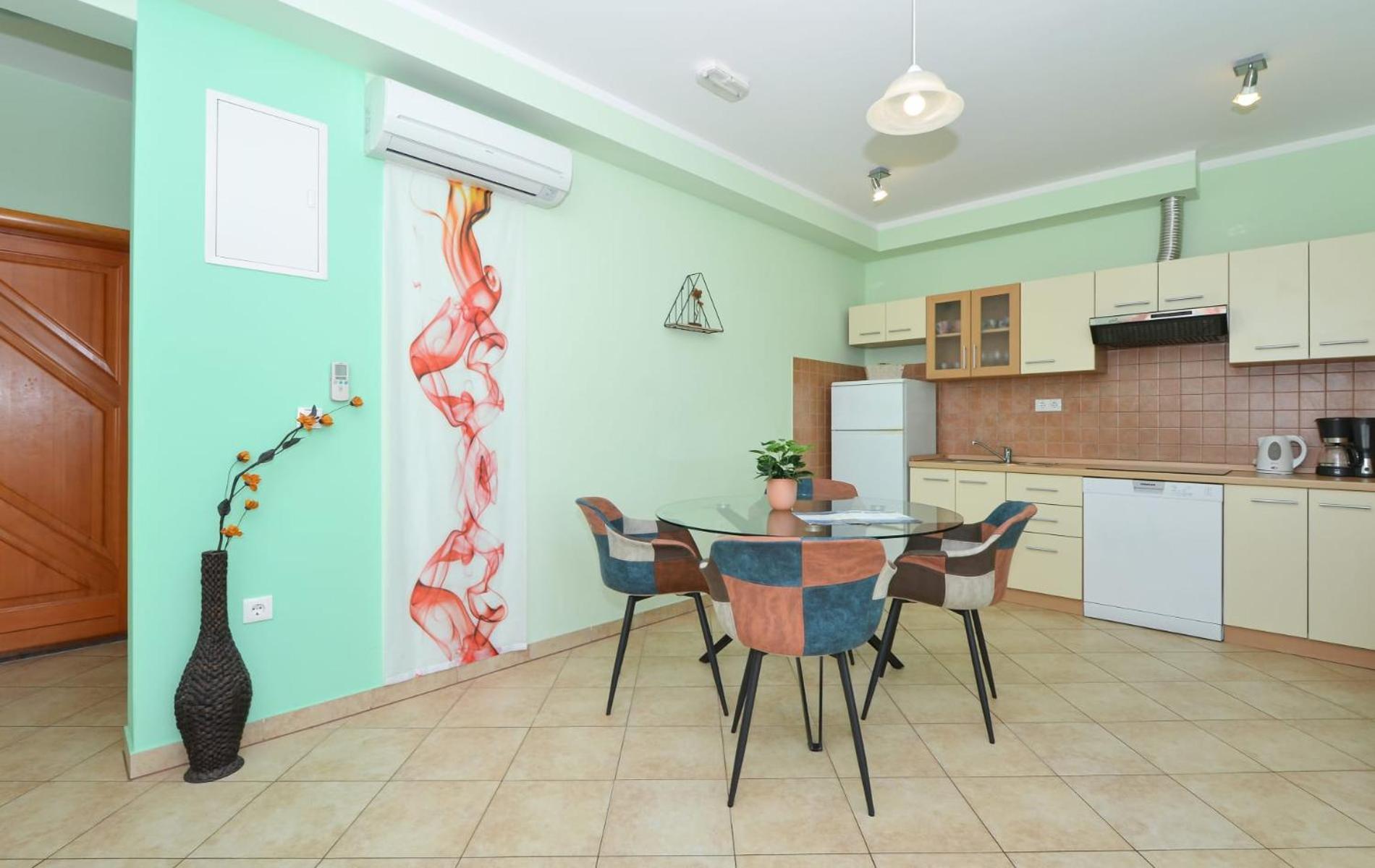 Apartments Santo Trogir - Okrug Gornji Eksteriør billede