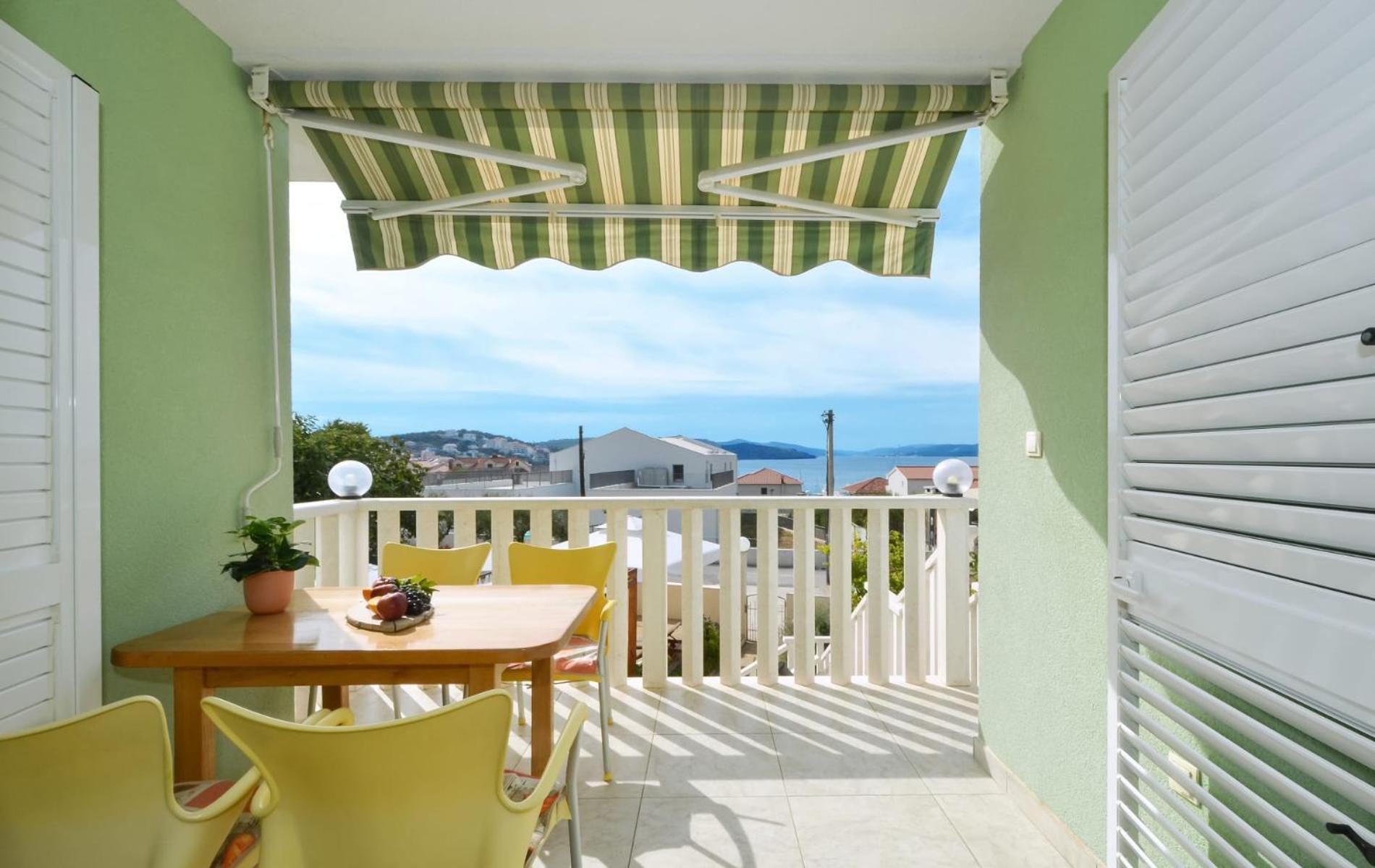 Apartments Santo Trogir - Okrug Gornji Eksteriør billede