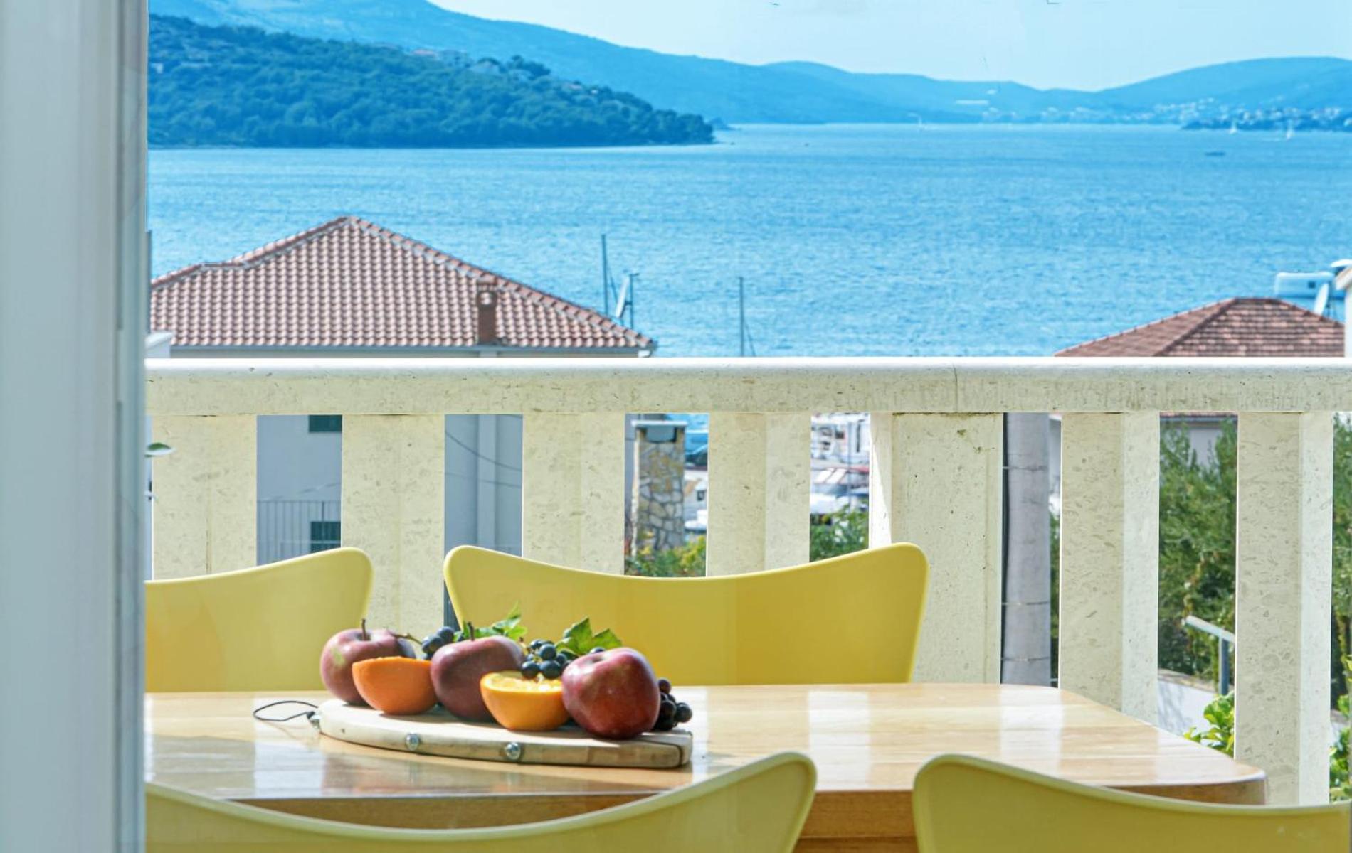 Apartments Santo Trogir - Okrug Gornji Eksteriør billede